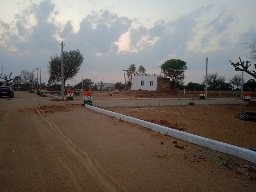 200 Gaj UIT Approved Plot in Sikar for Sale