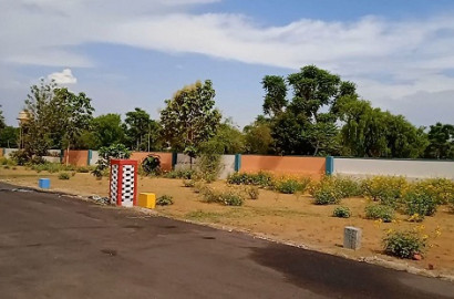 Where should I buy a Plot in Sikar?